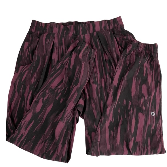 lululemon &go City Jogger Painted Animal Bordeaux Drama Black - Picture 12 of 13